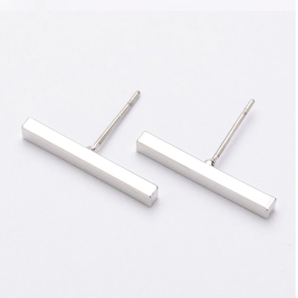 "Life is Short" Trendy Minimalist Stud Earrings - Picture 2 of 5